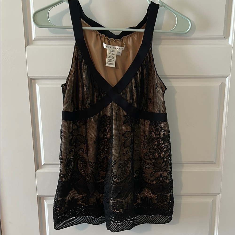 MAX STUDIO Black Lace & Nude Lined Top NWOT